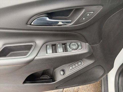 Used 2019 Chevrolet Equinox Premier AWD/4WD image 12