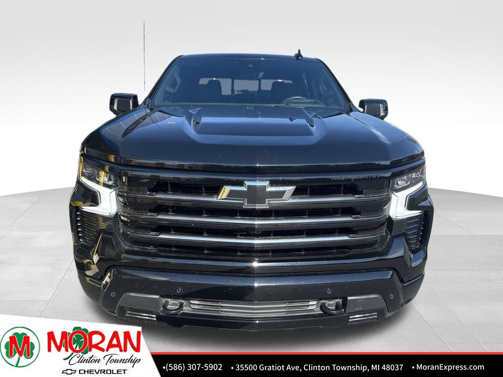 Used 2026 Chevrolet Silverado 1500 High Country w/ Midnight Edition AWD/4WD image 6