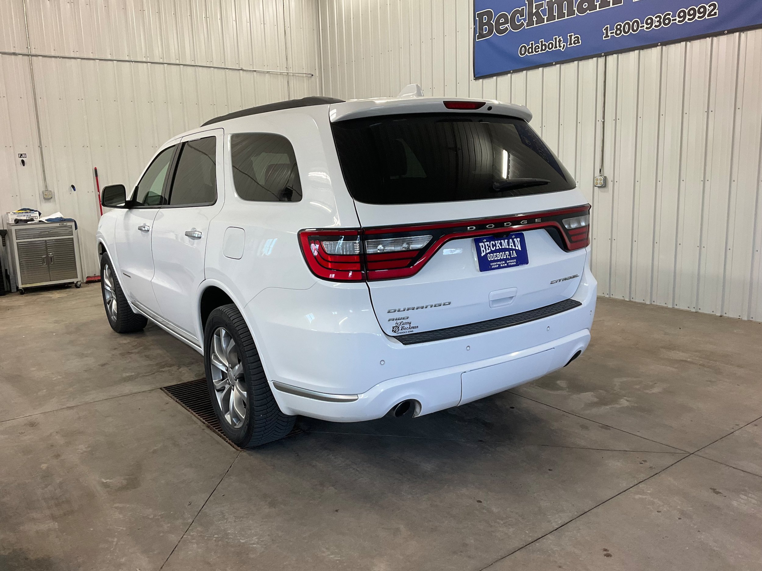 Used 2017 Dodge Durango Citadel AWD/4WD image 3