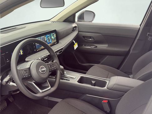 New 2026 Nissan Kicks S image 16