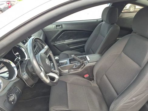 Used 2013 Ford Mustang GT image 7