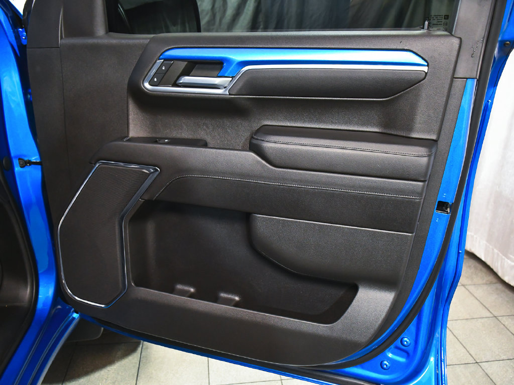 Used 2023 Chevrolet Silverado 1500 LT Trail Boss AWD/4WD image 14
