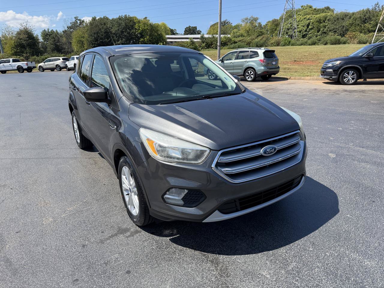 Used 2017 Ford Escape SE FWD image 6