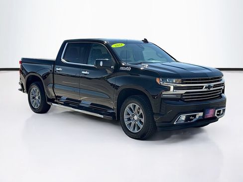 Used 2021 Chevrolet Silverado 1500 High Country w/ Safety Package II AWD/4WD image 3