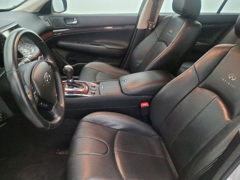 Used 2013 INFINITI G37 x w/ Premium Pkg image 17