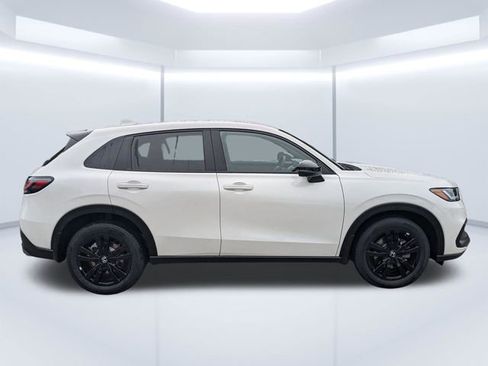 New 2026 Honda HR-V Sport image 3