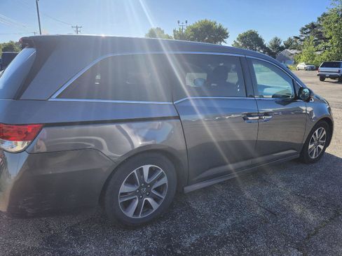Used 2014 Honda Odyssey Touring image 7