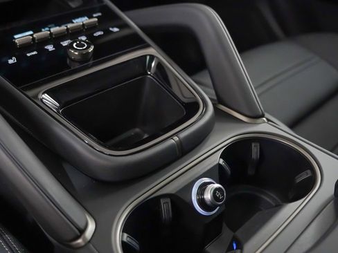 New 2026 Porsche Cayenne Turbo image 33