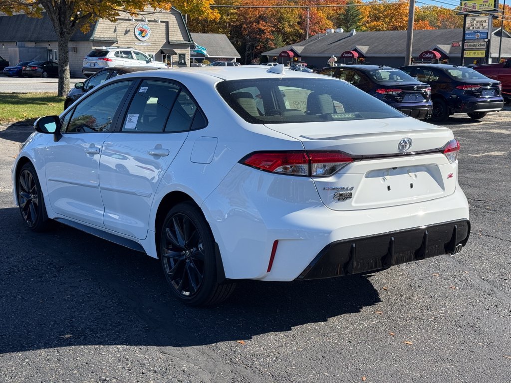 New 2027 Toyota Corolla SE FWD image 3