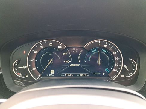 Used 2019 BMW 530e w/ Premium Package image 20