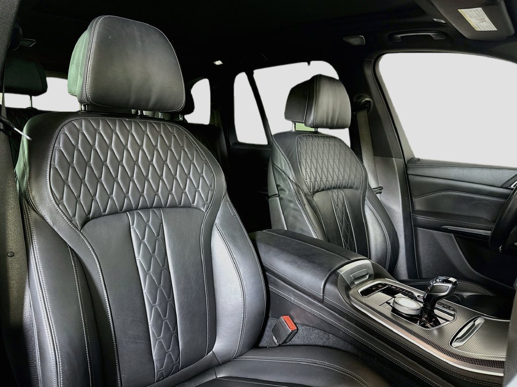 Used 2020 BMW X5 M50i w/ Executive Package AWD/4WD image 16