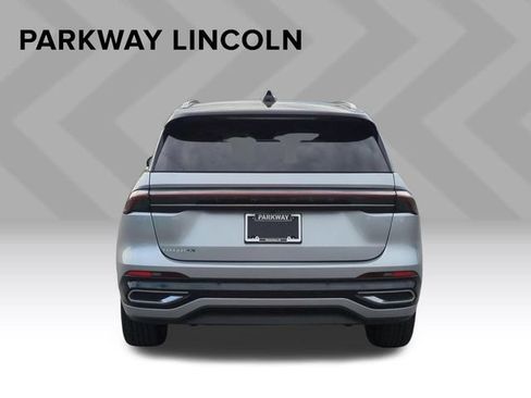 Used 2024 Lincoln Nautilus Black Label AWD/4WD image 4