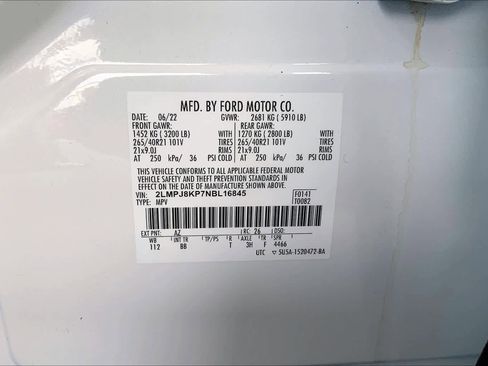 Used 2022 Lincoln Nautilus Reserve w/ Equipment Group 202A image 33