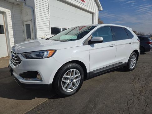 Used 2022 Ford Edge SEL image 1