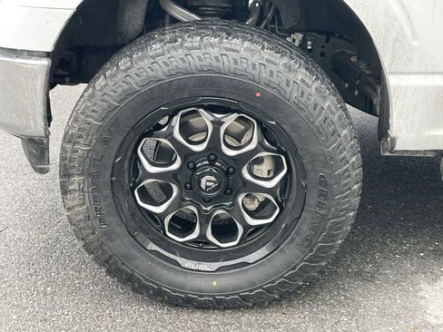 Used 2024 Ford F150 XLT w/ Mobile Office Package image 10