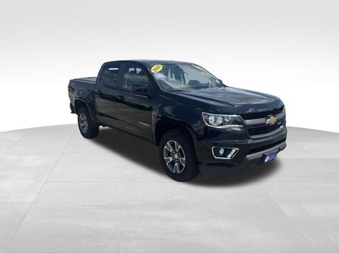 Used 2020 Chevrolet Colorado Z71 AWD/4WD image 8