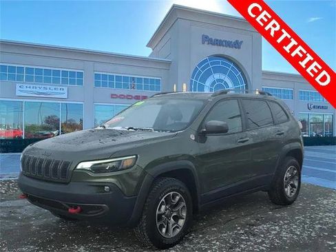 Certified 2020 Jeep Cherokee Trailhawk w/ Cold Weather Group image 1