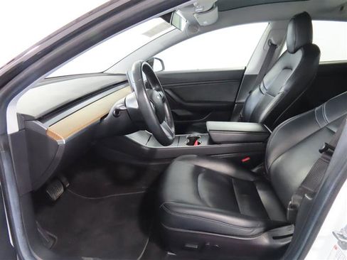 Used 2018 Tesla Model 3 Long Range image 15