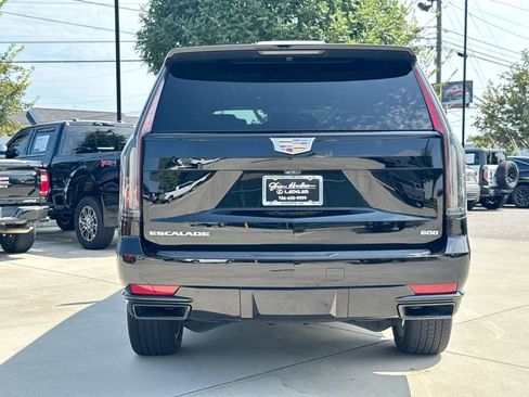 Used 2021 Cadillac Escalade Sport Platinum RWD image 7