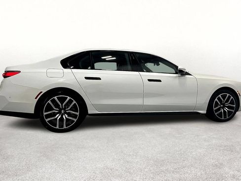 New 2025 BMW i7 eDrive50 RWD image 8