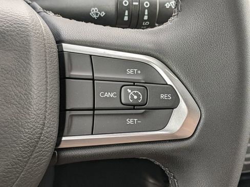 New 2026 Jeep Compass Latitude AWD/4WD image 19