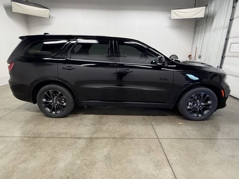 Used 2021 Dodge Durango R/T w/ Blacktop Package image 8