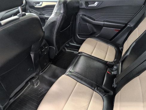 Used 2022 Ford Escape Titanium w/ Titanium Elite Package AWD/4WD image 21