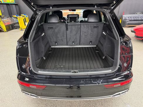 Used 2018 Audi SQ5 Premium Plus w/ Navigation Package AWD/4WD image 15