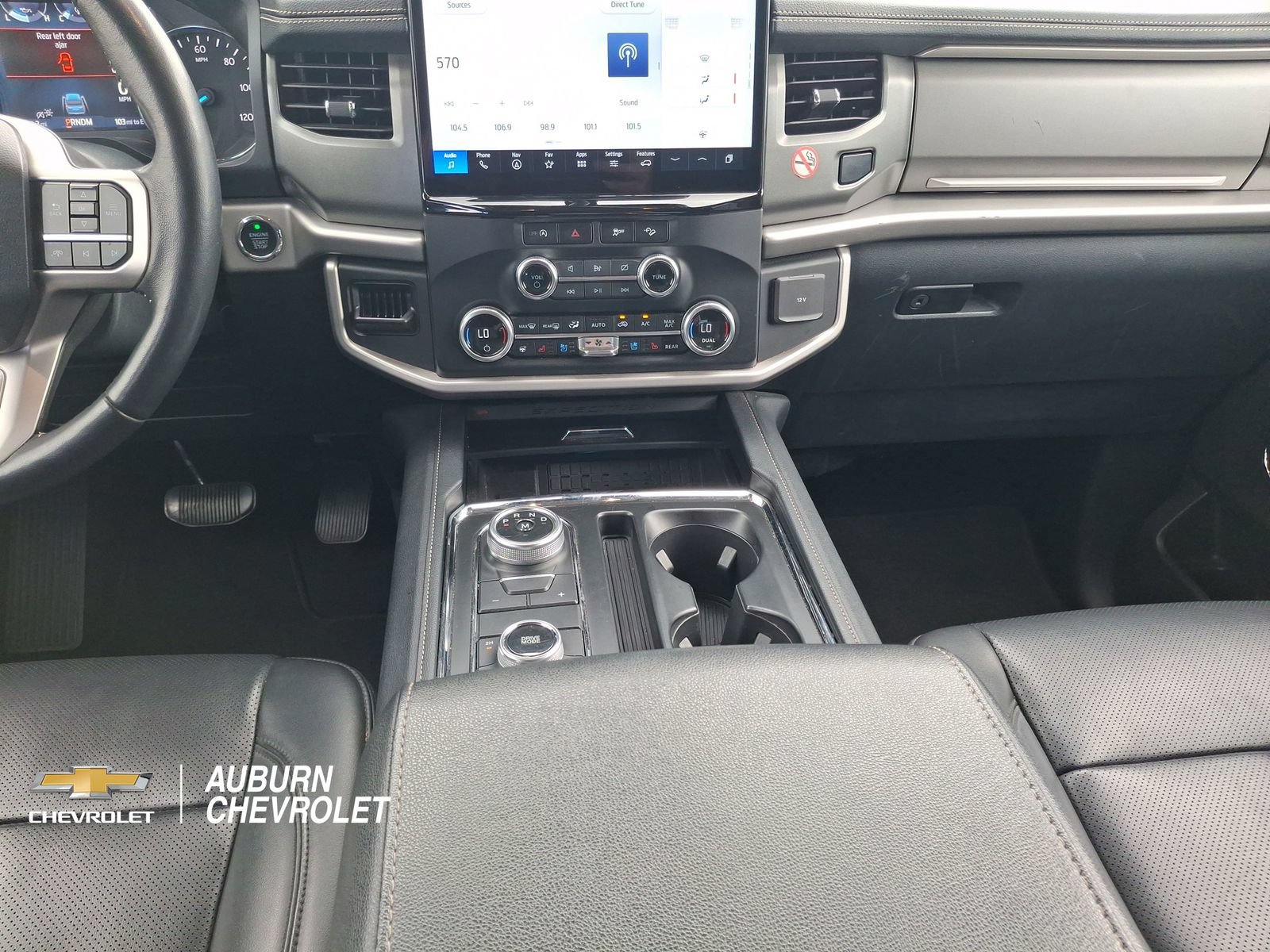 Used 2024 Ford Expedition XLT AWD/4WD image 12