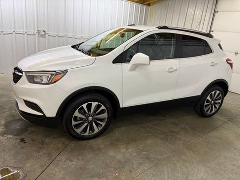 Used 2022 Buick Encore Preferred w/ Safety Package AWD/4WD image 4