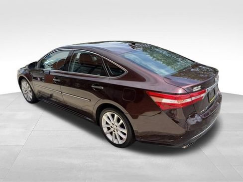 Used 2013 Toyota Avalon Limited FWD image 34