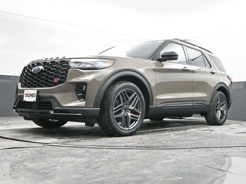 New 2026 Ford Explorer ST w/ Sun And Sound Package image 66