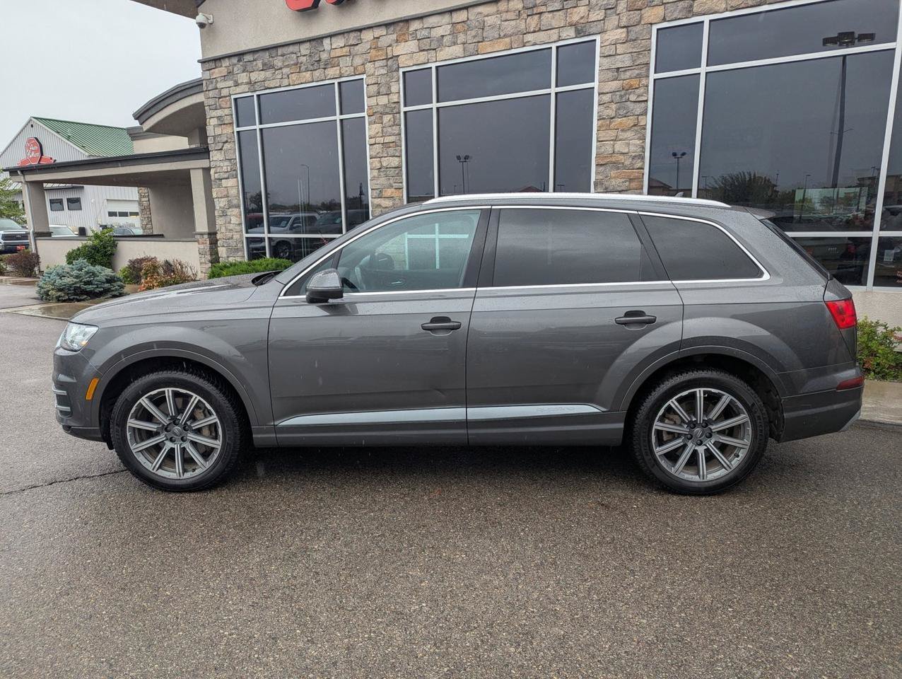 Used 2018 Audi Q7 3.0T Prestige AWD/4WD image 2