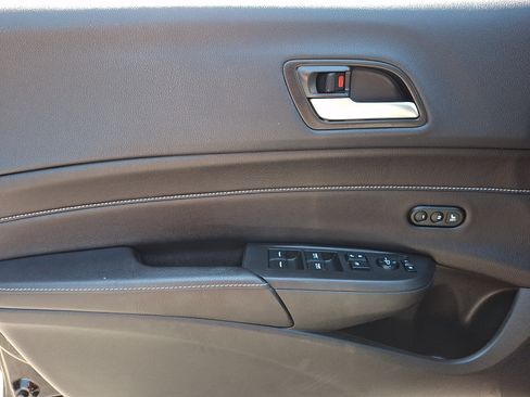 Used 2019 Acura ILX FWD image 11