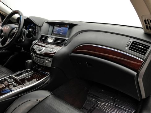 Used 2011 INFINITI M37 w/ Sport Pkg RWD image 13