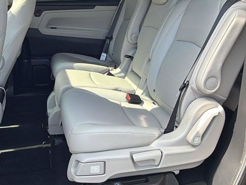 Used 2025 Honda Odyssey EX-L image 23