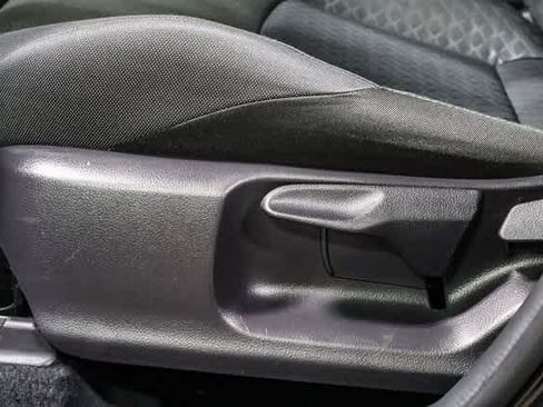 Certified 2021 Toyota C-HR LE FWD image 22
