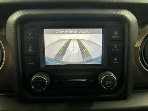 Used 2021 Jeep Wrangler Unlimited Sport AWD/4WD image 15