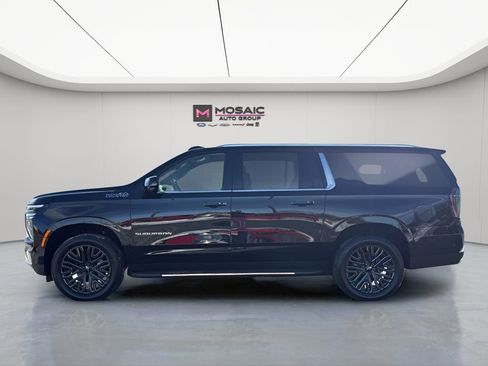 Used 2026 Chevrolet Suburban High Country w/ Sun And Tow Package AWD/4WD image 6