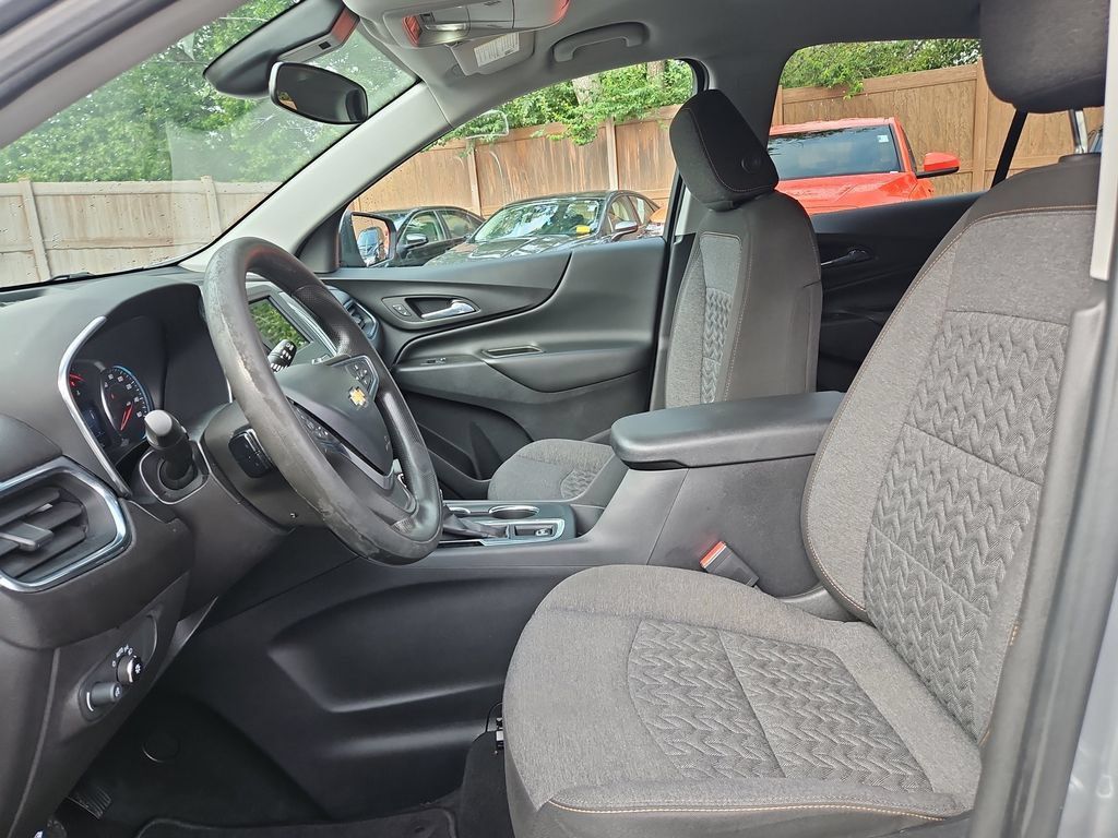 Used 2023 Chevrolet Equinox LT FWD image 20