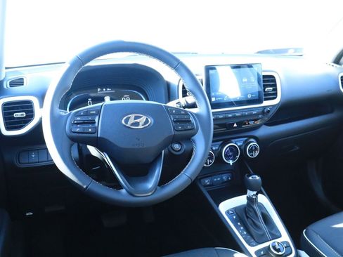 New 2026 Hyundai Venue SEL FWD image 10