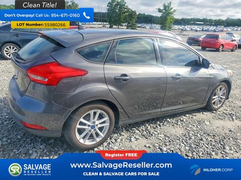 Used 2015 Ford Focus SE FWD image 4