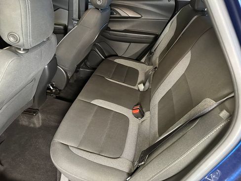 Used 2023 Chevrolet TrailBlazer LS AWD/4WD image 21