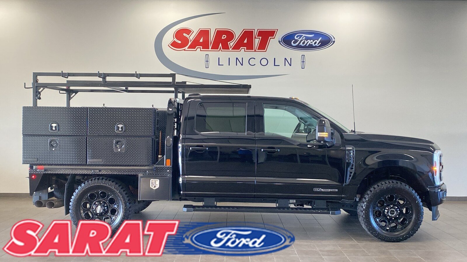Used 2025 Ford F350 Lariat w/ Black Appearance Package AWD/4WD image 1