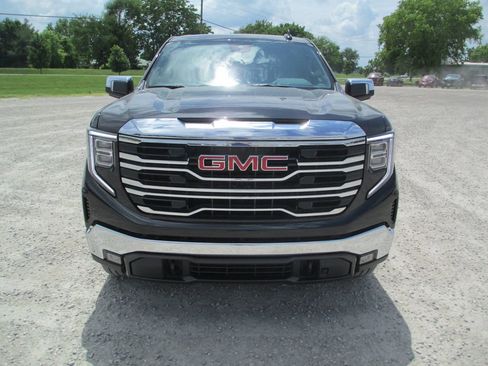 New 2026 GMC Sierra 1500 SLT w/ SLT Premium Package AWD/4WD image 10