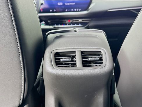 Used 2024 Buick Envision Preferred image 31