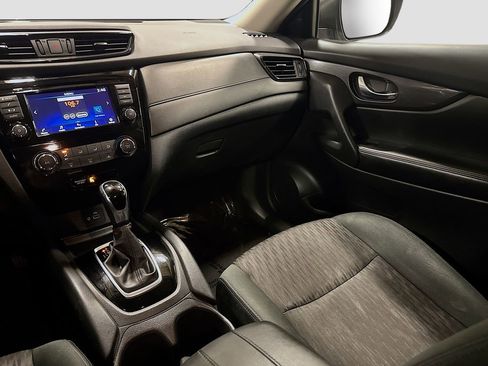 Used 2020 Nissan Rogue S w/ Special Edition Package image 27