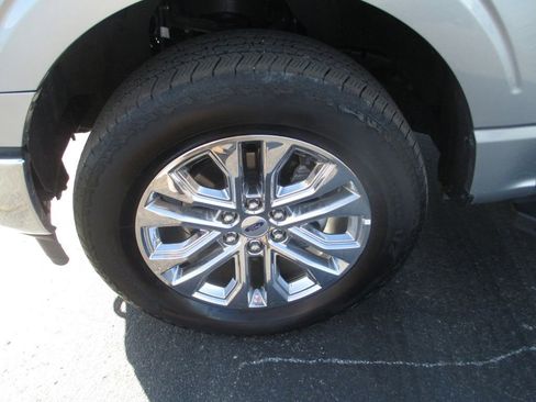Used 2025 Ford F150 Lariat w/ Equipment Group 501A Mid AWD/4WD image 15