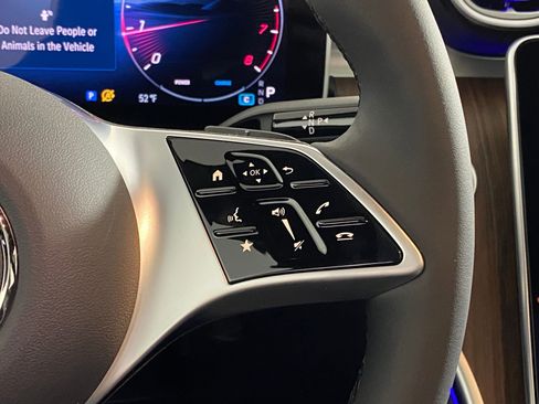 New 2025 Mercedes-Benz C 300 4MATIC Sedan image 27