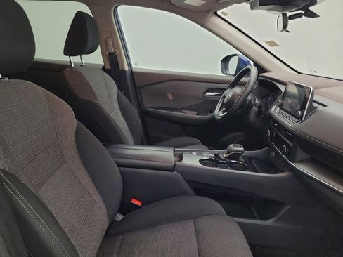 Used 2023 Nissan Rogue SV FWD image 21